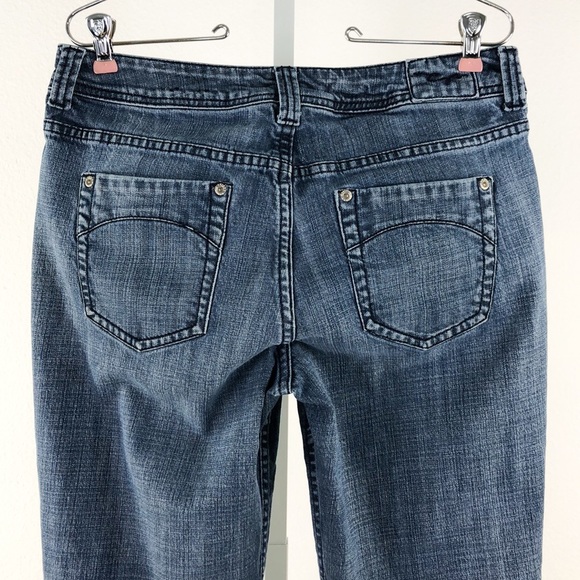 Chico’s Platinum Straight Leg Jeans - Picture 4 of 7